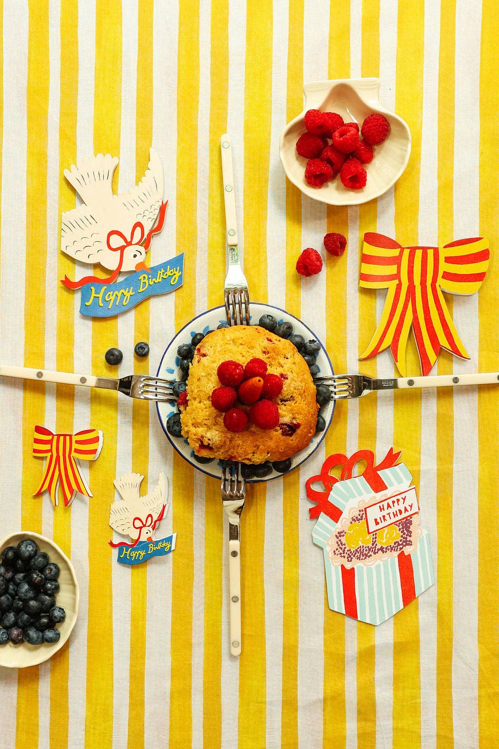 Happy Birthday Bird - Die Cut Card-zoom-4